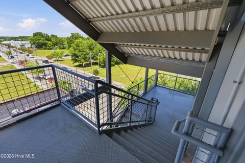 Tiny photo for 801 N 4th Street #Apt 502, Wilmington, NC 28401 (MLS # 100586535)