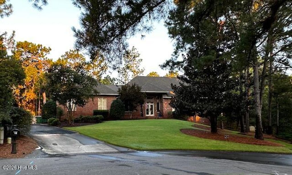 Photo of 110 Muirfield Place, Pinehurst, NC 28374 (MLS # 100556340)