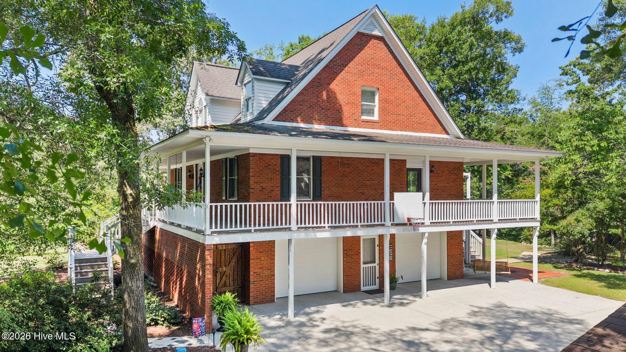 561 White Tail Lane