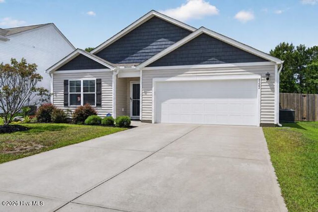 Photo of 8322 E Highcroft Drive NE, Leland, NC 28451 (MLS # 100583721)