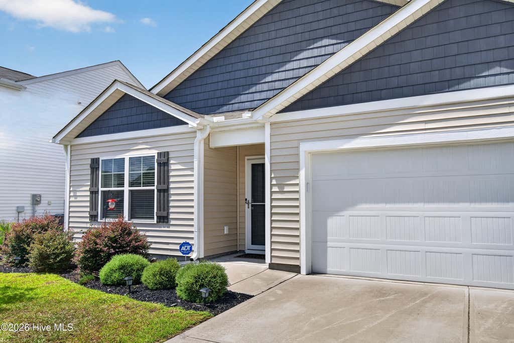 Photo of 8322 E Highcroft Drive NE, Leland, NC 28451 (MLS # 100583721)