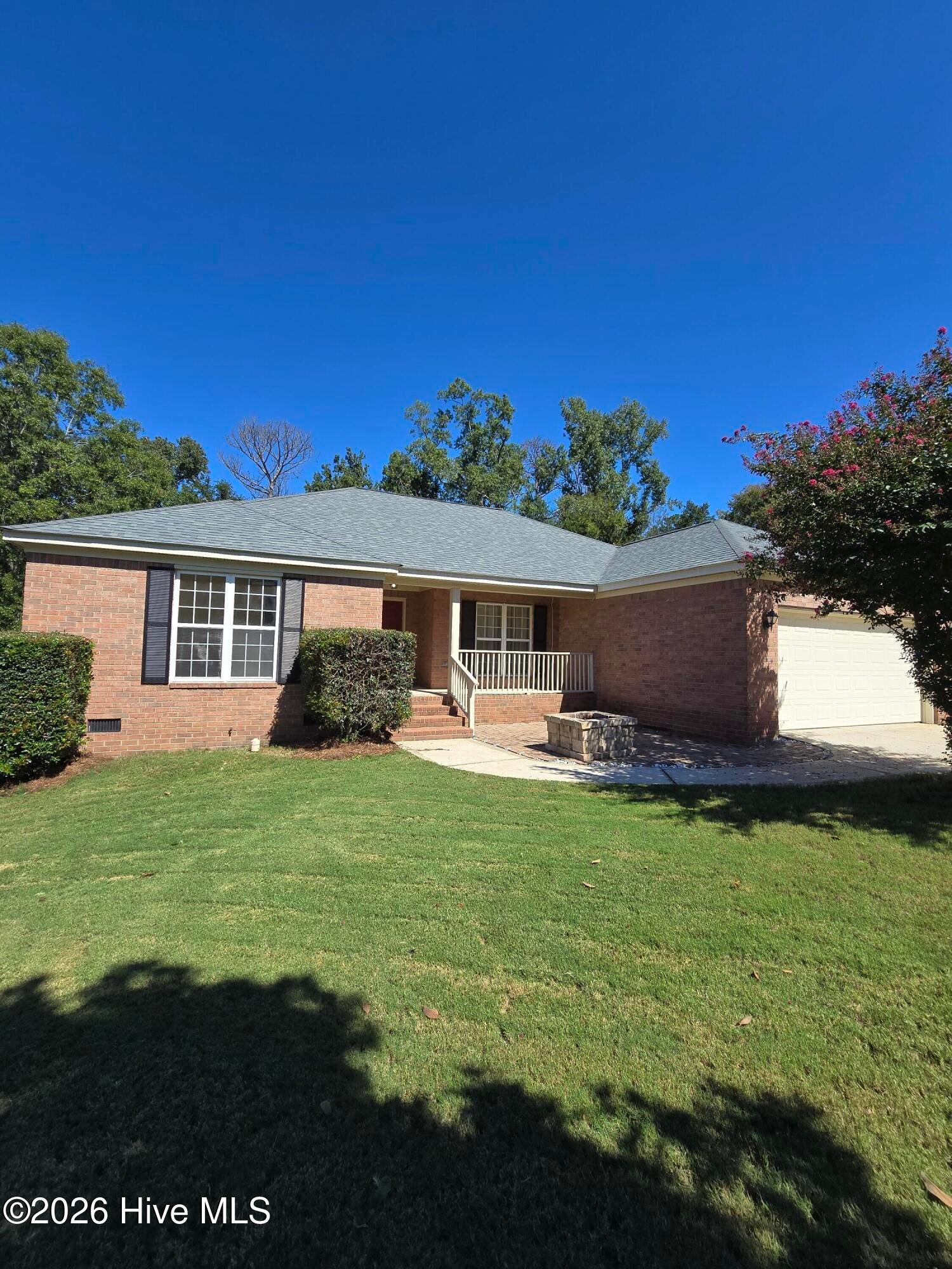 4536 Country Glen Circle