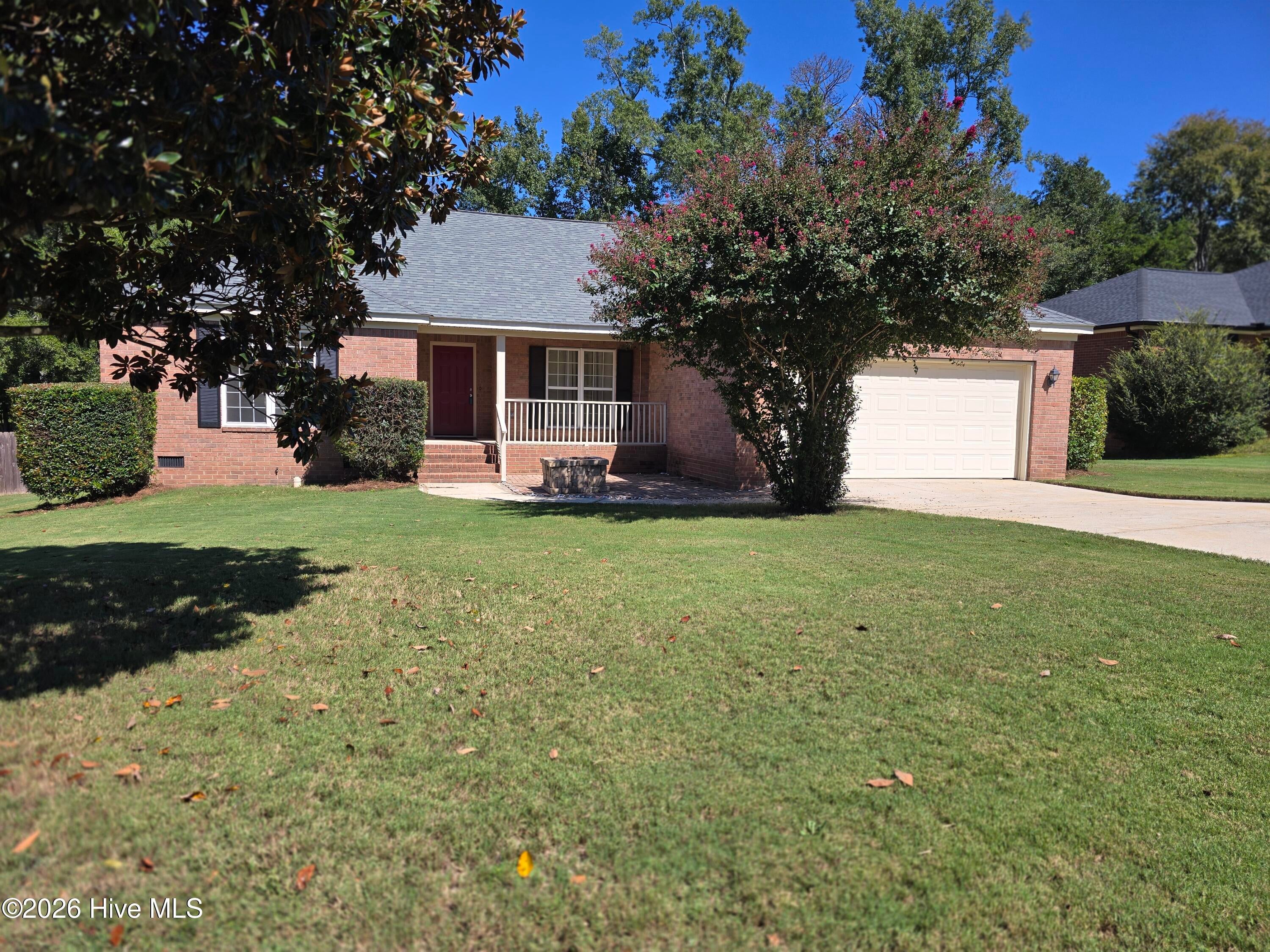 4536 Country Glen Circle