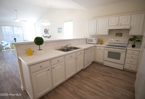 Tiny photo for 928 Great Egret Circle SW # 4, Sunset Beach, NC 28468 (MLS # 100546410)