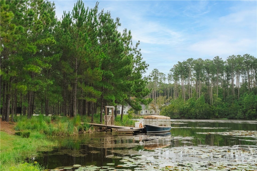 Photo of 212 castnet cove Drive, Richmond Hill, GA 31324 (MLS # SA360768)
