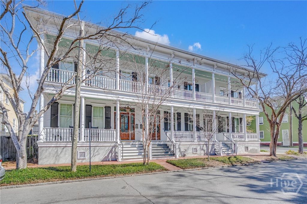 Photo of 206 W Waldburg Street, Savannah, GA 31401 (MLS # SA346870)