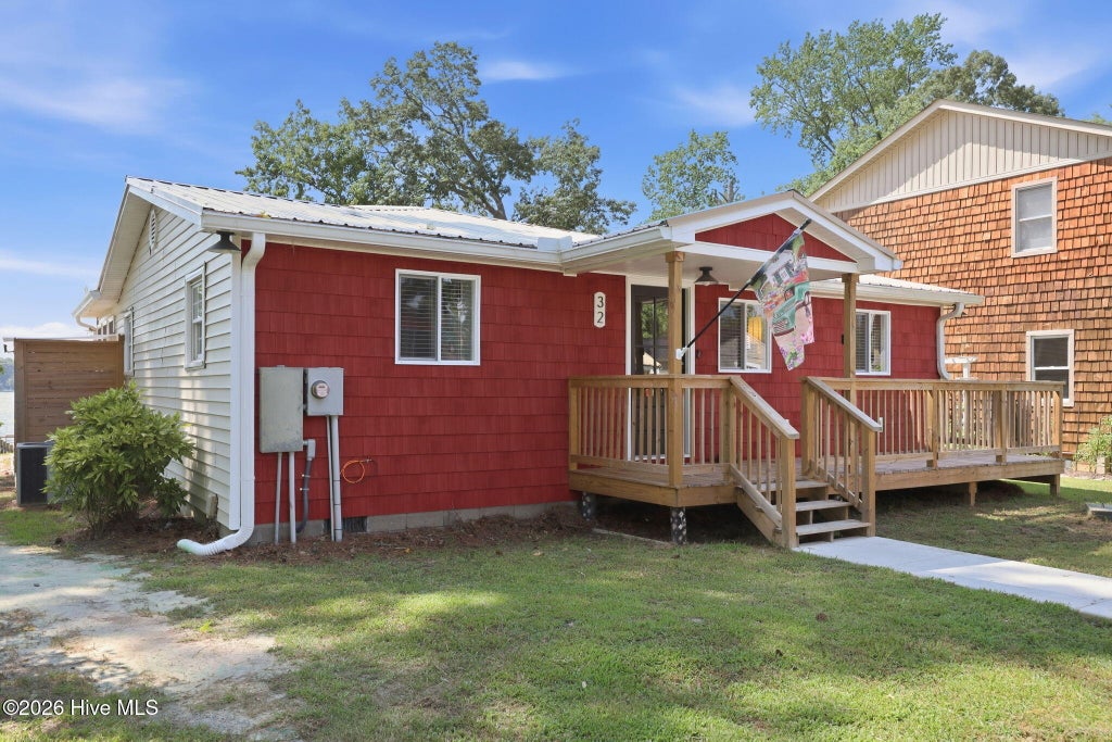 Photo of 3235 S Teachs Point Road, Bath, NC 27808 (MLS # 100587468)