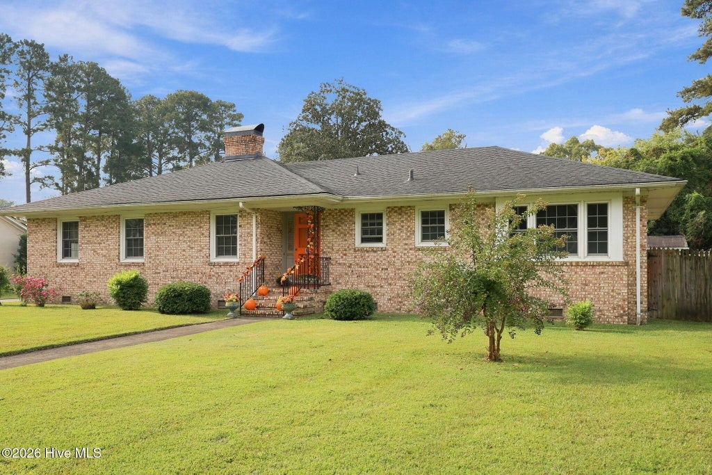 Photo of 109 W 13th Street, Washington, NC 27889 (MLS # 100609725)