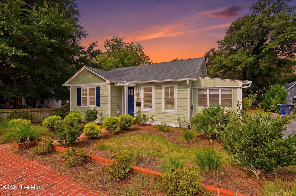 Photo of 609 Clarendon Avenue, Southport, NC 28461 (MLS # 100590895)