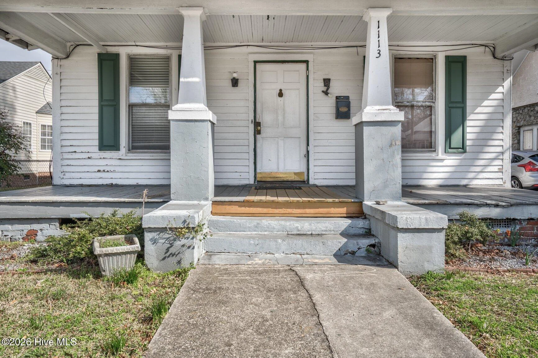 1113 Nash Street E