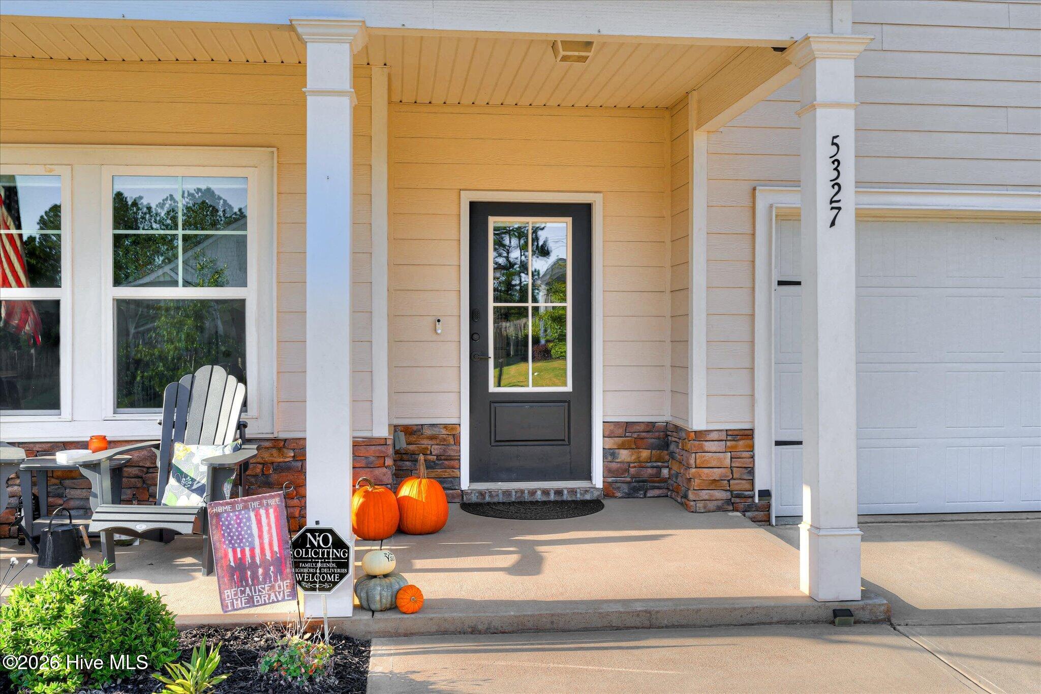 5327 Greyton Circle