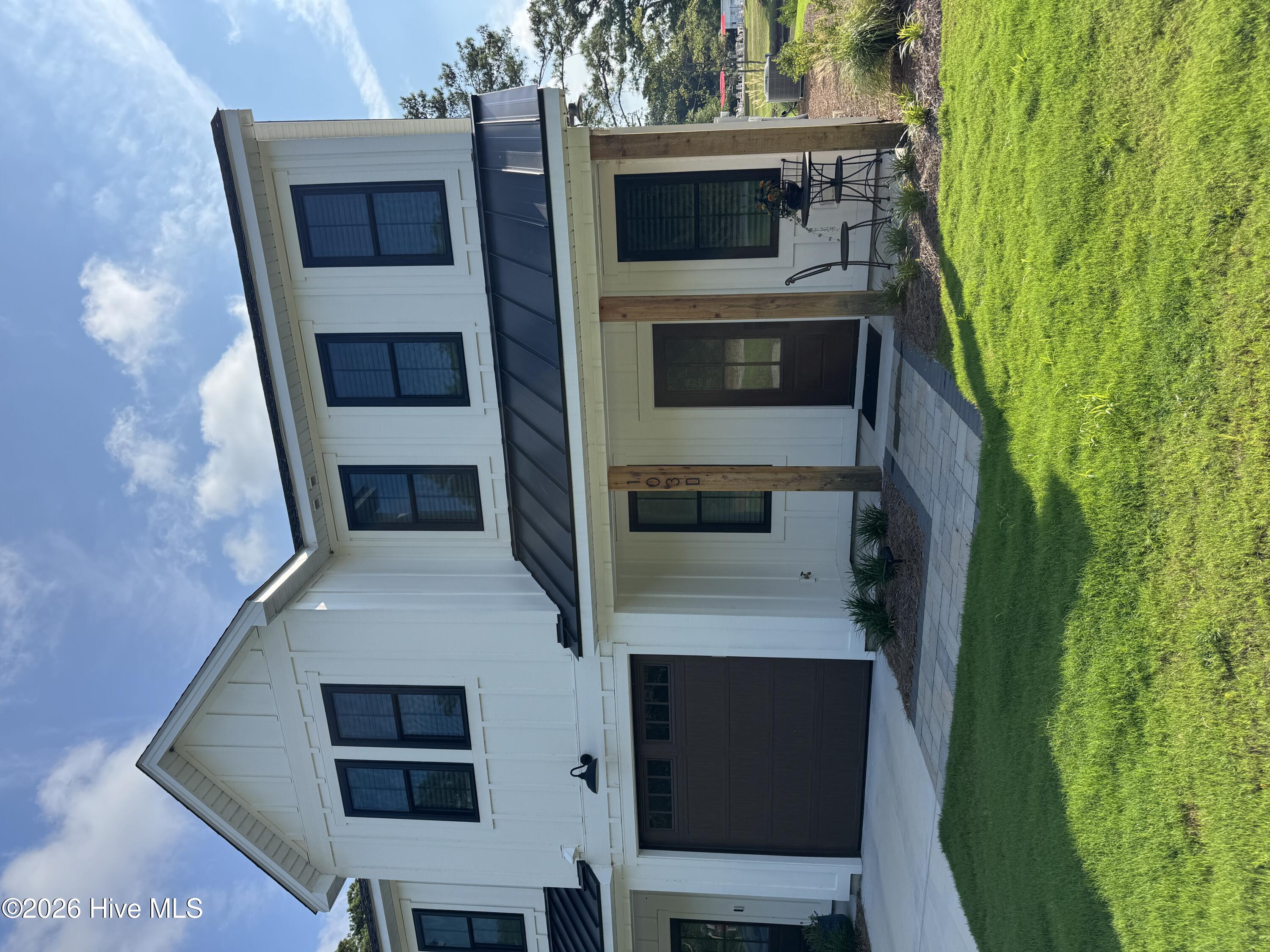 Photo 1 of 19 — 107 Star Lake Circle D, Cape Carteret, NC 28584