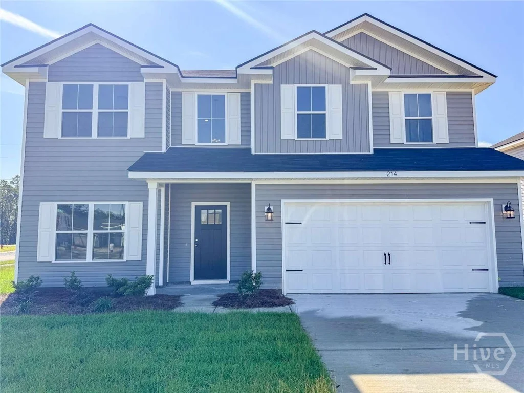 214 Calhoun Way NE
