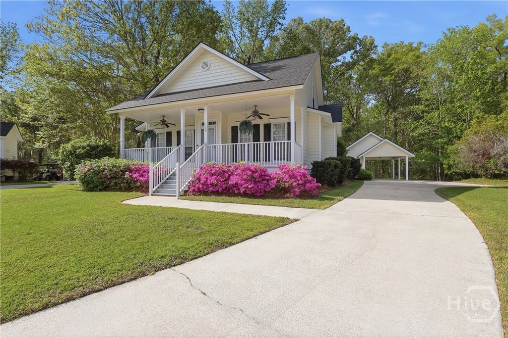 Photo of 330 Landing Way, Richmond Hill, GA 31324 (MLS # SA355625)