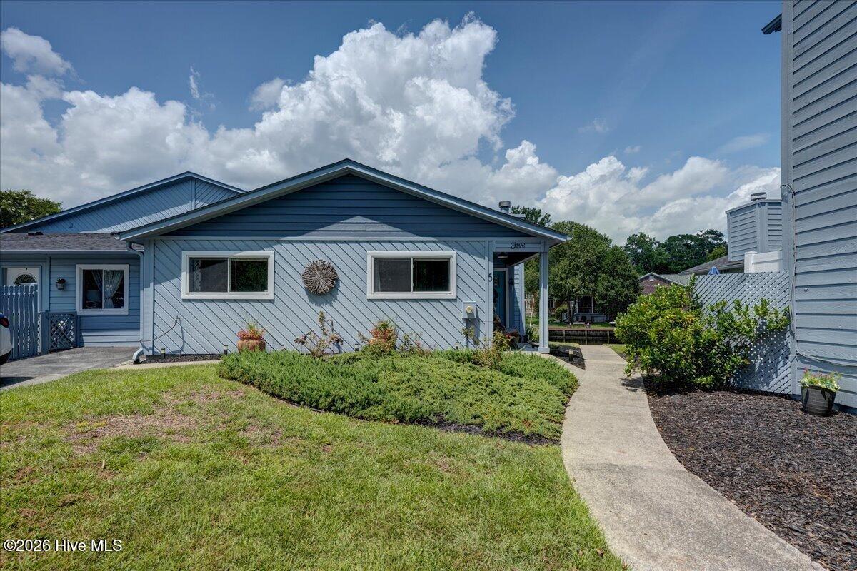 5 Harbour Walk