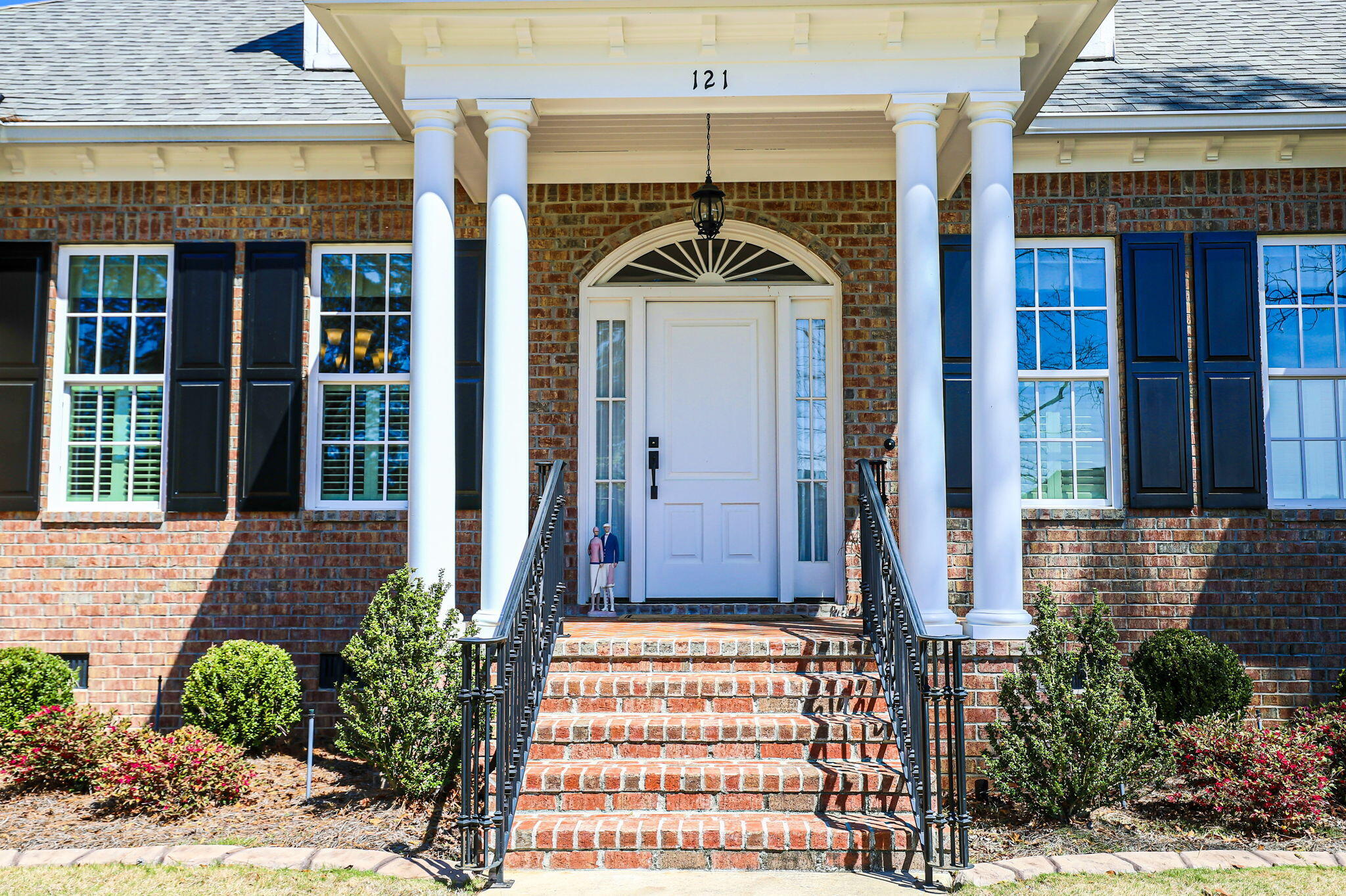 121 Olypmian Heights