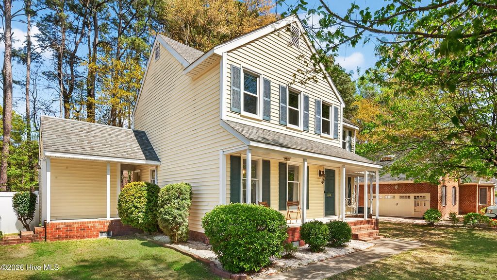 Photo of 506 Cedarhurst Road, Greenville, NC 27834 (MLS # 100563291)