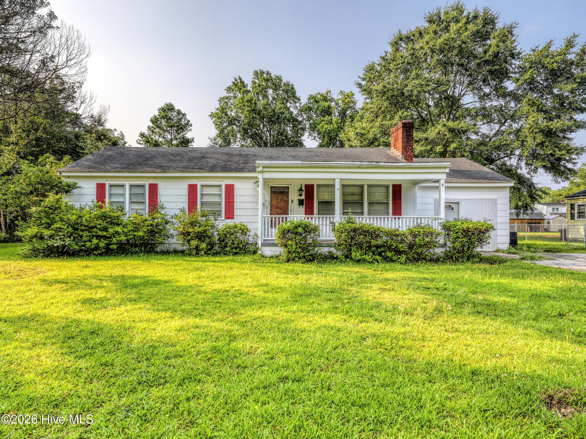 111 Pineview Street