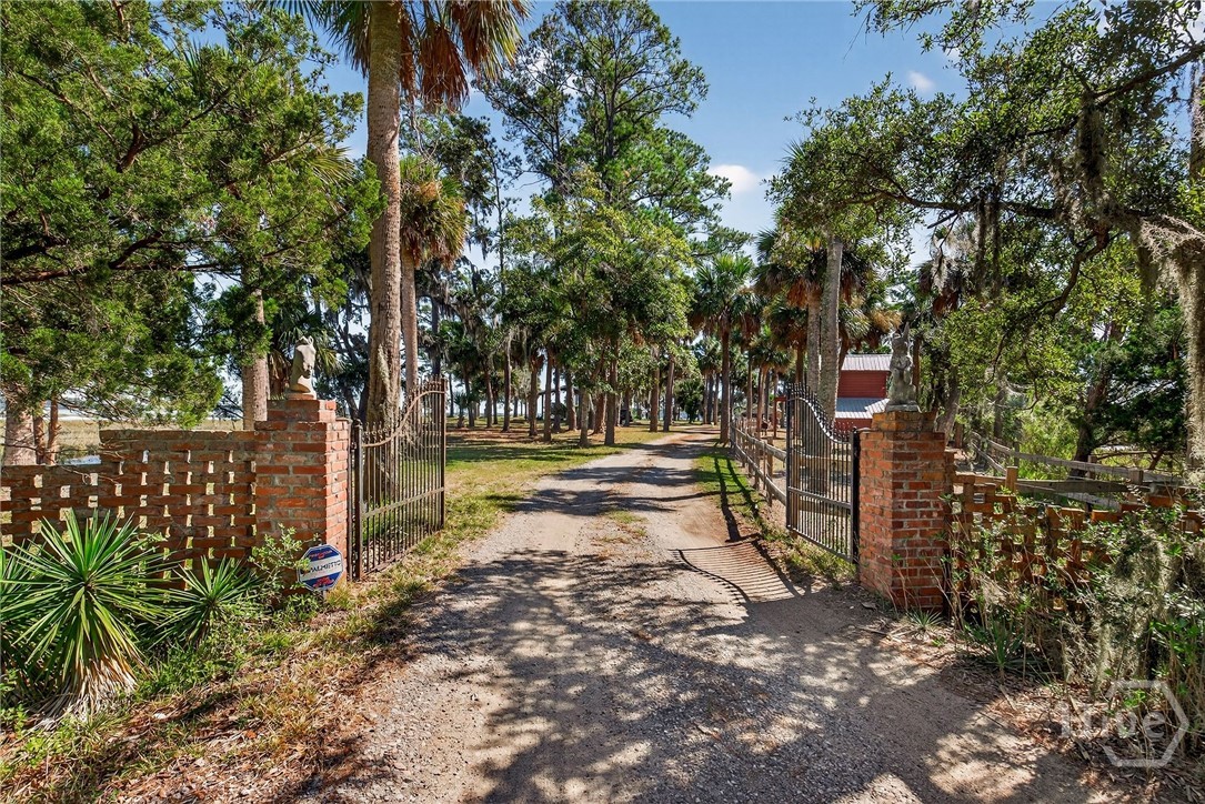 90 Calhoun Plantation Road