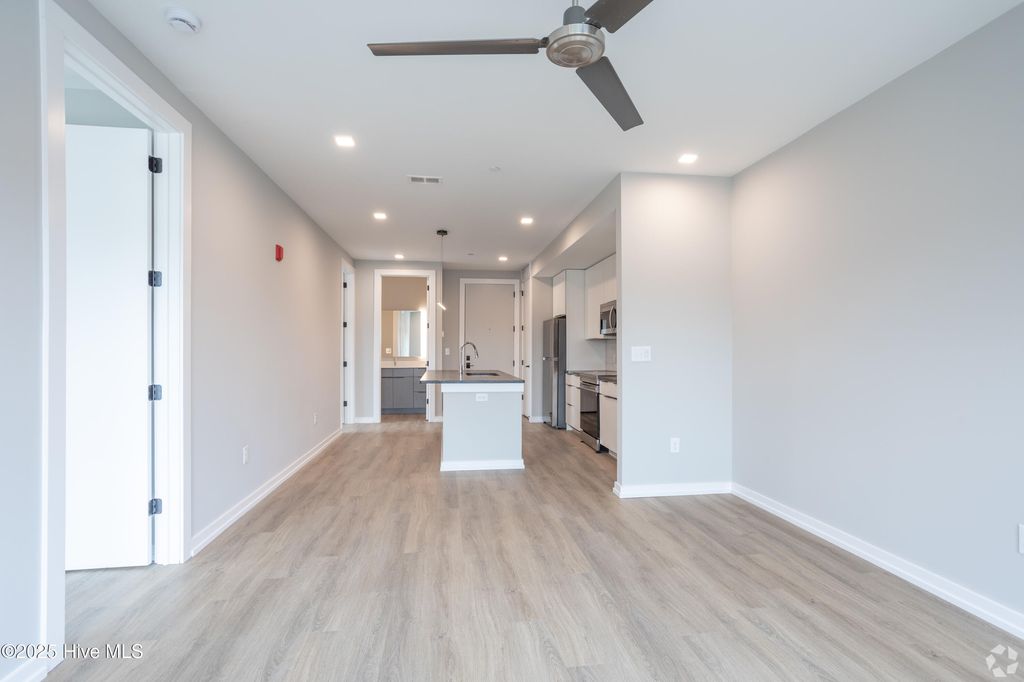 Photo of 607 S 11th Street #208, Wilmington, NC 28401 (MLS # 100575735)