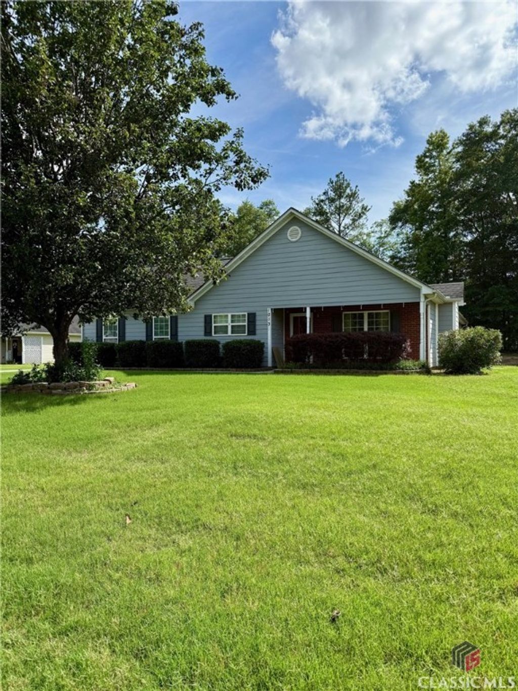 Photo of 1013 Navaho Trail, Monroe, GA 30655 (MLS # CM1027368)