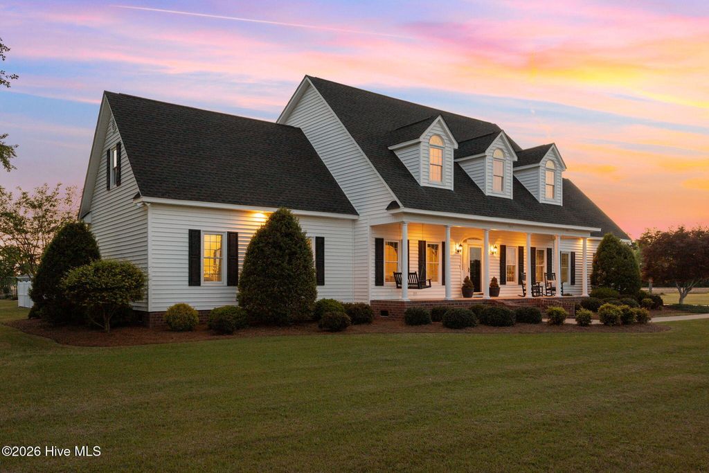 Photo of 1314 Windbrooke Drive, Grimesland, NC 27837 (MLS # 100568802)