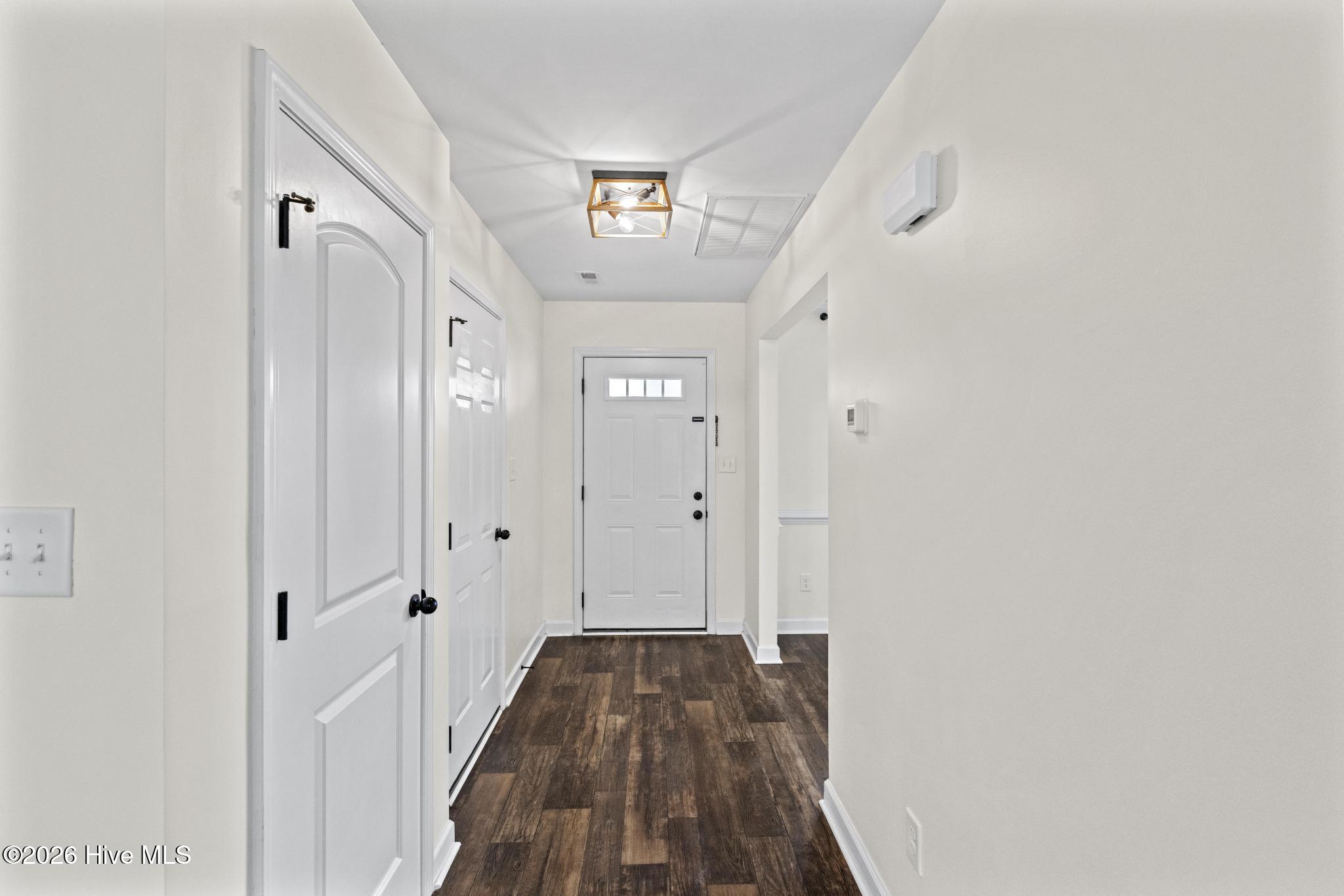 282 Breakwater Drive