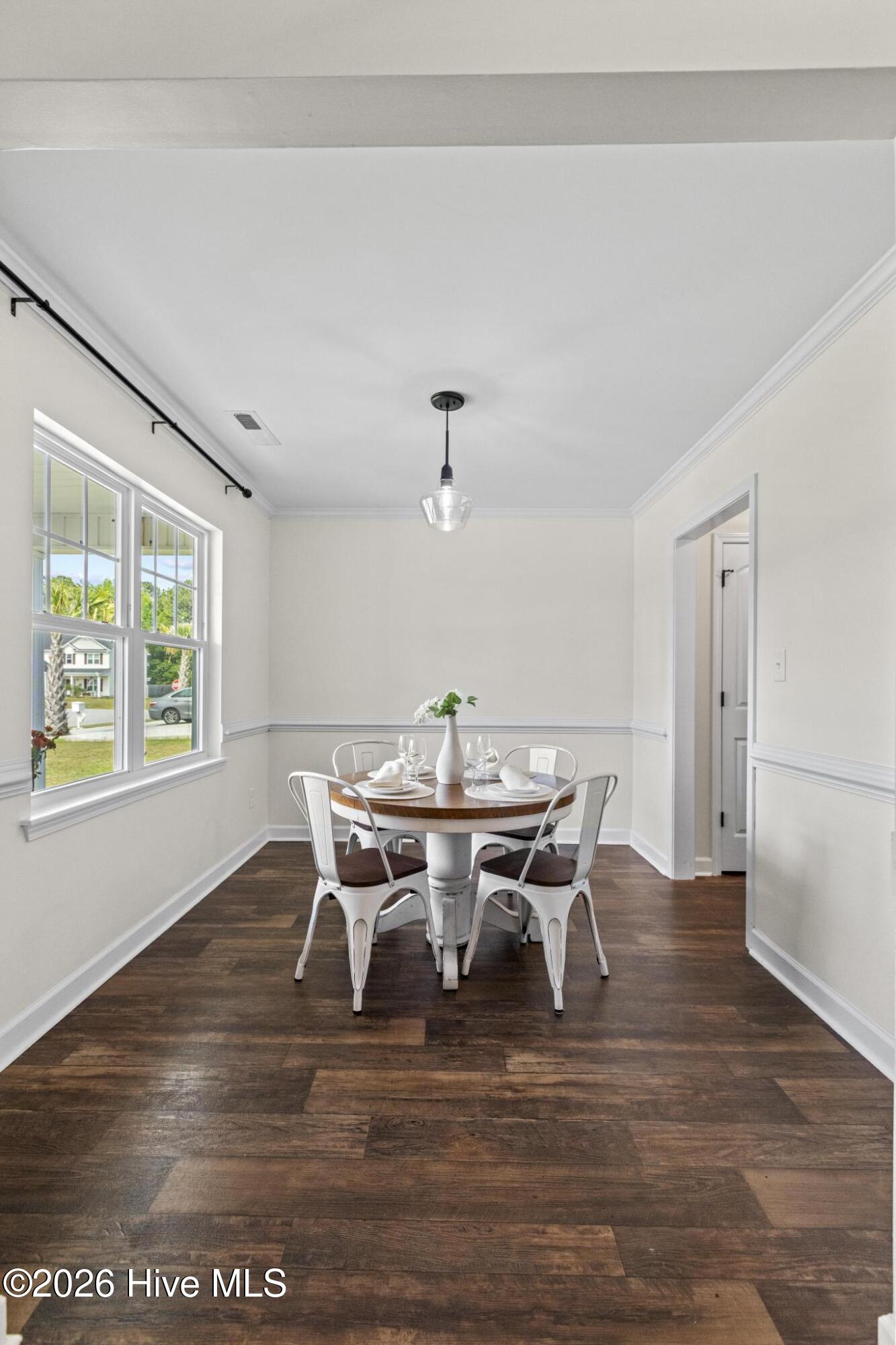 282 Breakwater Drive
