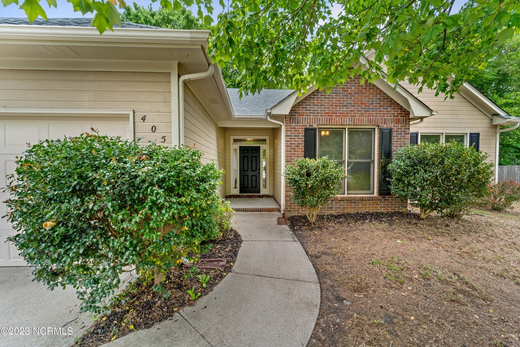 Photo of 405 Windsong Court, Jacksonville, NC 28540 (MLS # 100611229)