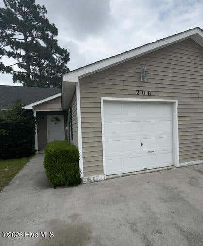 Multifamily For Rent - 206 Faison Lane<br/> Onslow County, Hubert, NC 28539