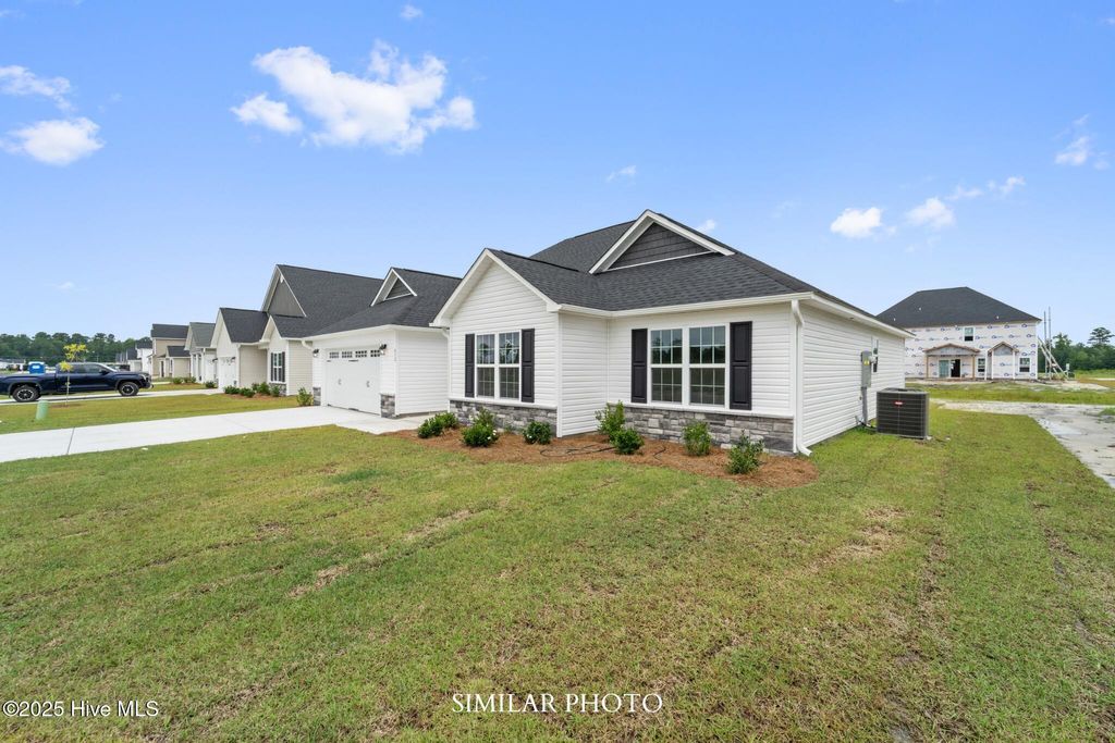 Photo of 784 Regiment Road, Jacksonville, NC 28546 (MLS # 100525570)