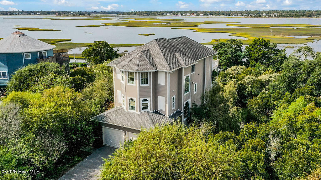 10 West Ridge