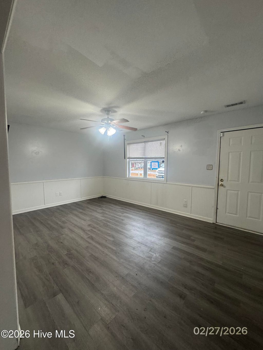 Photo of 203 W Volant Street, Hubert, NC 28539 (MLS # 100560632)