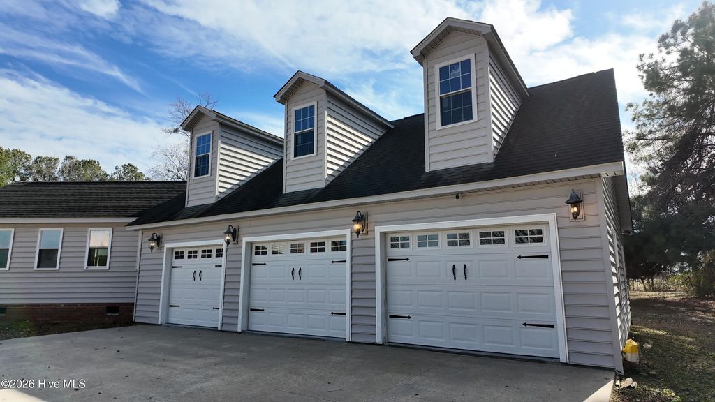 Photo of 7263 S Nc 41 Highway, Wallace, NC 28466 (MLS # 100554486)