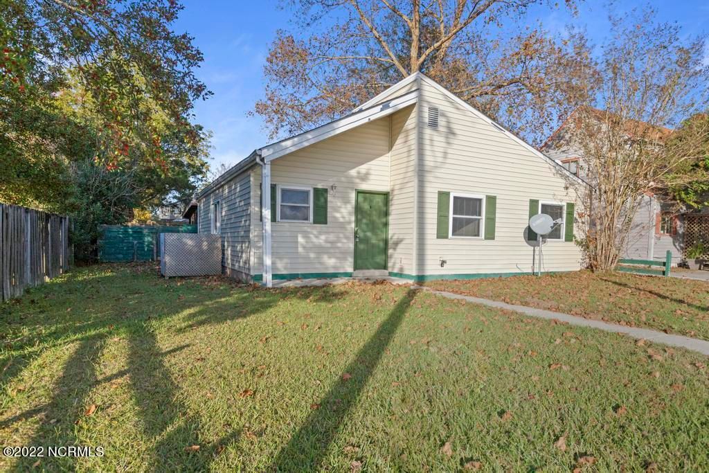 Photo of 210 E Doris Avenue, Jacksonville, NC 28540 (MLS # 100560760)