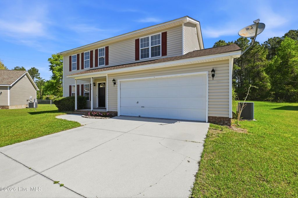 Photo of 111 Skipping Stone Lane, Jacksonville, NC 28546 (MLS # 100567314)