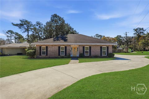 Homes For Sale - 201 Groveland Circle<br/> Chatham County, Savannah, GA 31405