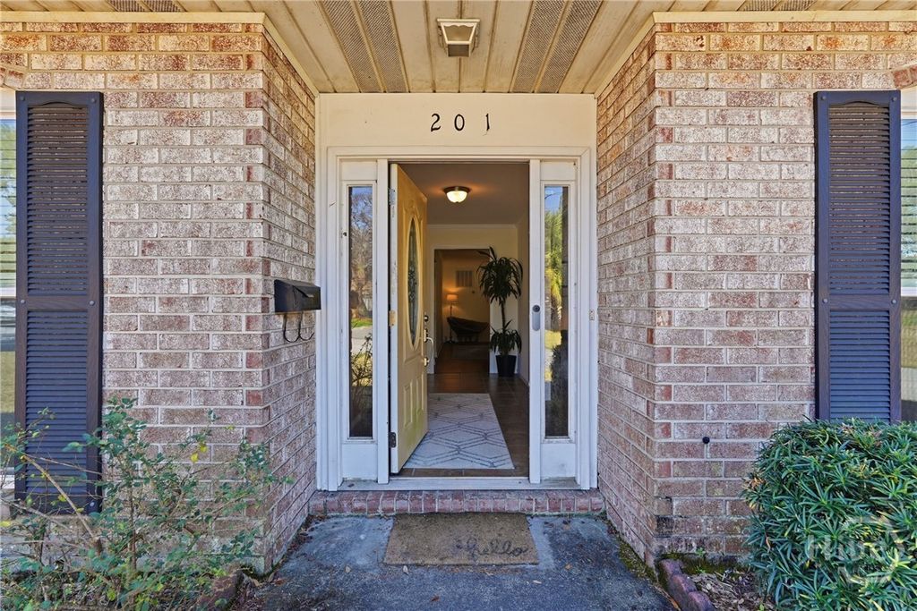 Photo of 201 Groveland Circle, Savannah, GA 31405 (MLS # SA349427)