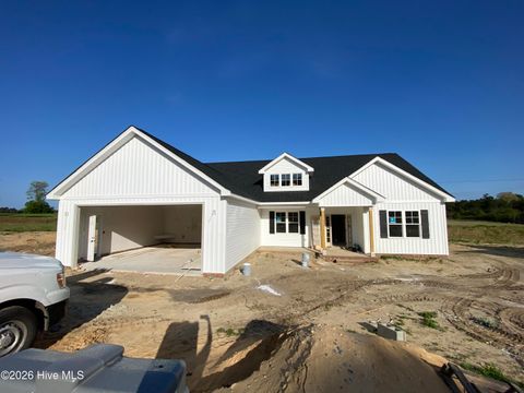 Homes For Sale - 205 N Rabbit Run Drive<br/> Johnston County, Smithfield, NC 27577