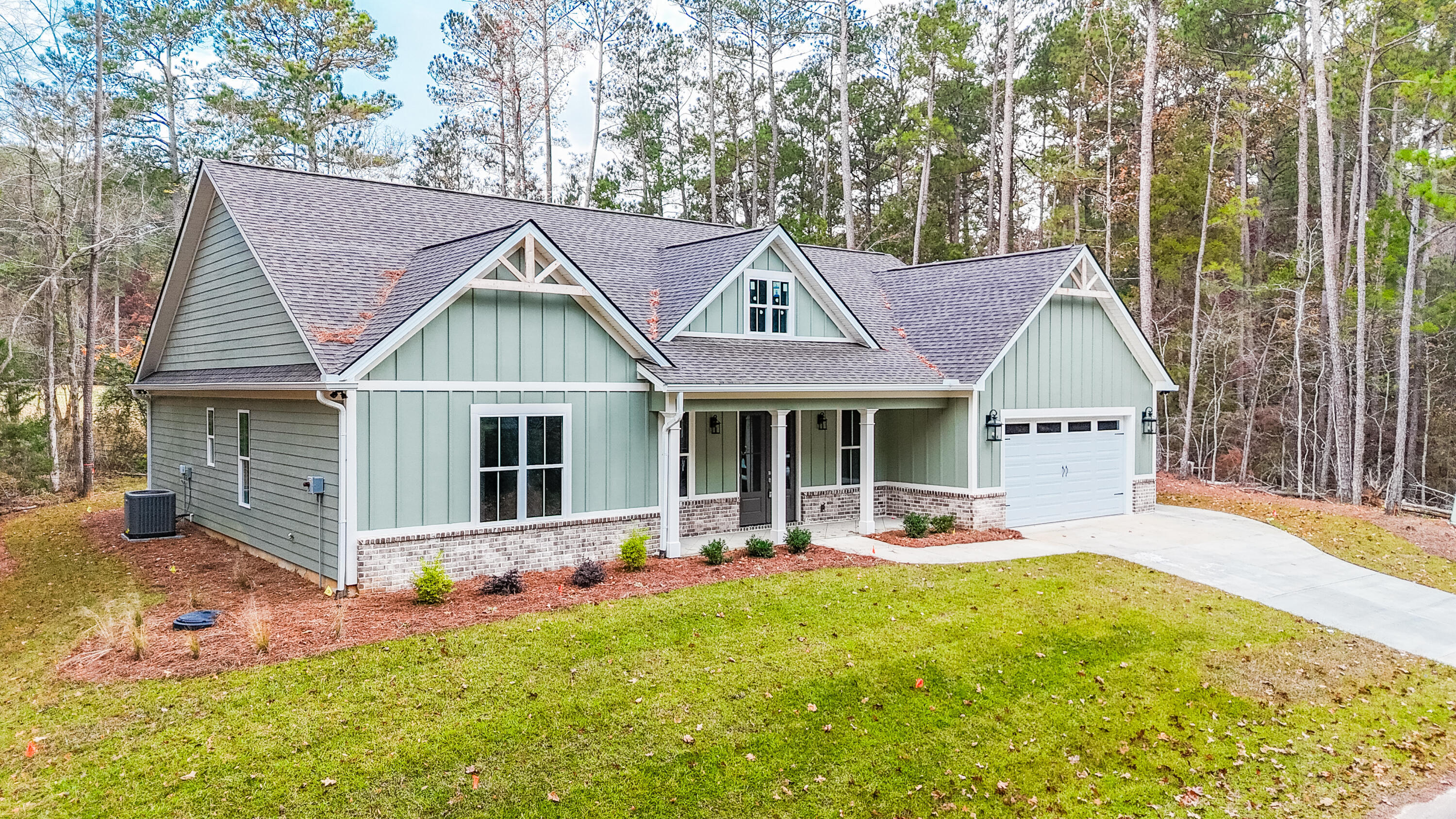 216 Brassie Drive