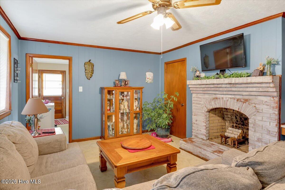 452 Brad Mary Lake Road