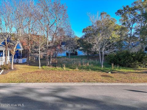 Tiny photo for 5104 Hollow Tree Drive, Southport, NC 28461 (MLS # 100544929)