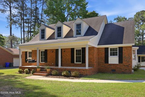 Homes For Sale - 405 Cedarhurst Road<br/> Pitt County, Greenville, NC 27834