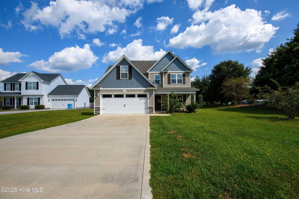 Photo of 100 Buckhaven Drive, Richlands, NC 28574 (MLS # 100534033)