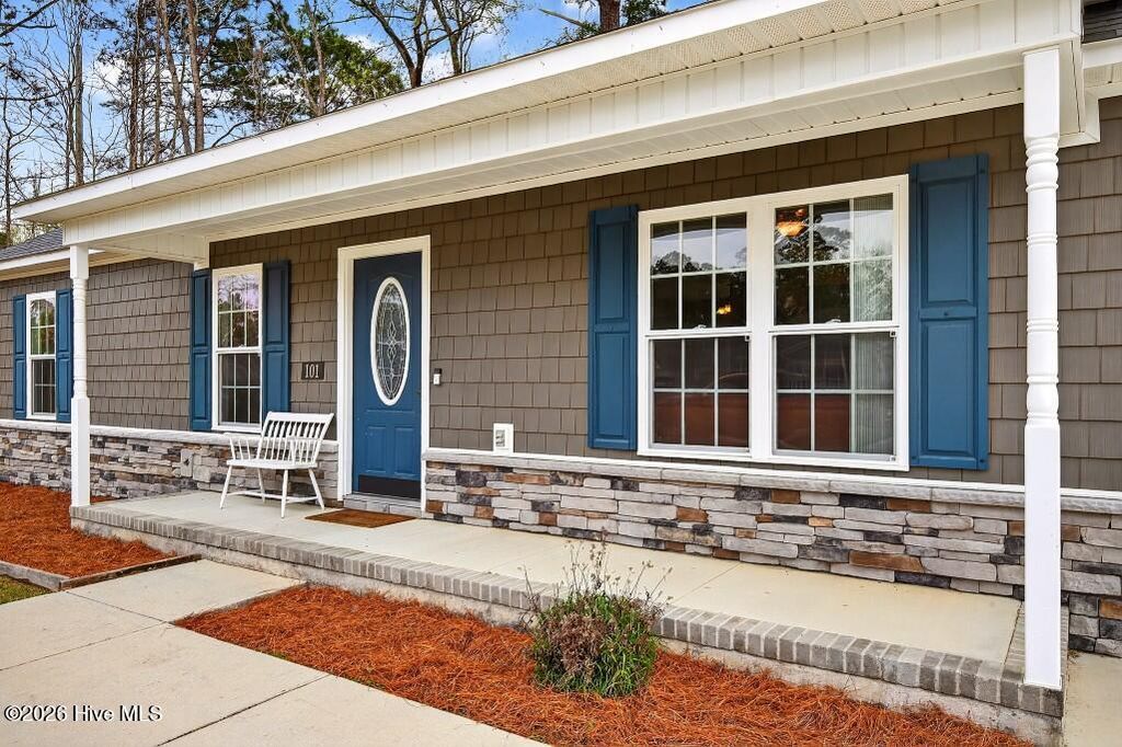 Photo of 101 Hawsboro Court, Jacksonville, NC 28540 (MLS # 100562347)