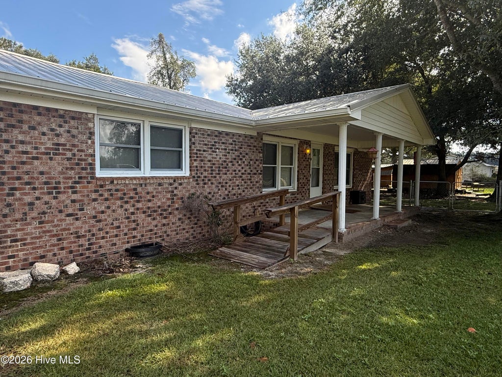 Photo of 177 Elbow Road, Hallsboro, NC 28442 (MLS # 100608568)