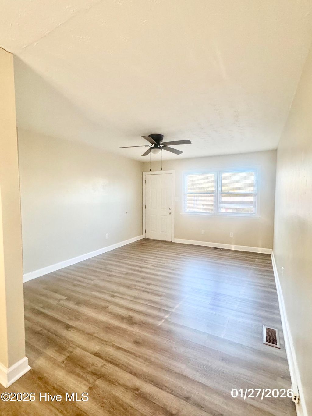 Photo of 101 Queens Road, Jacksonville, NC 28540 (MLS # 100551810)