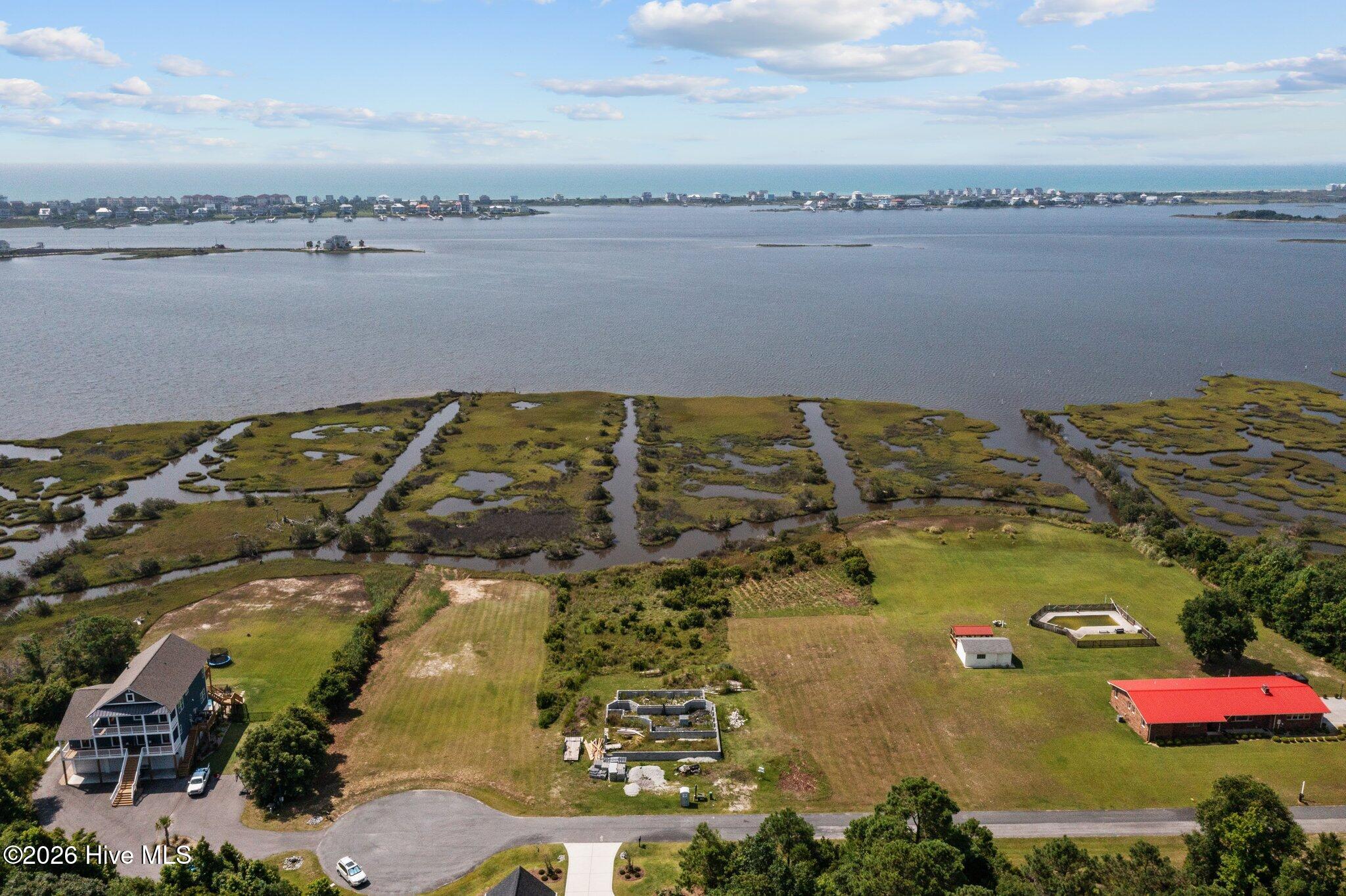 110 LA2 Sea Level Lane