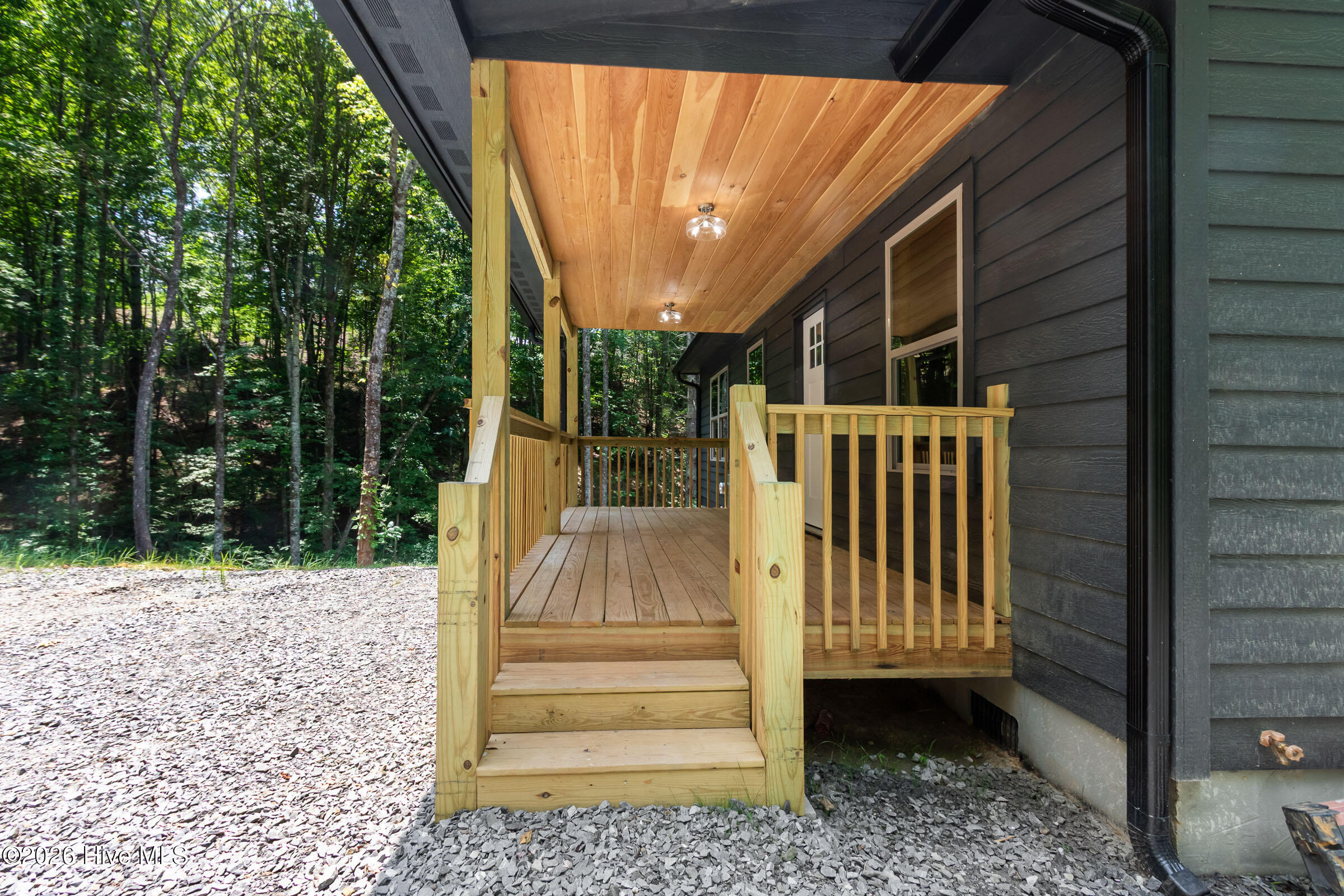 80 Oak Knob Drive