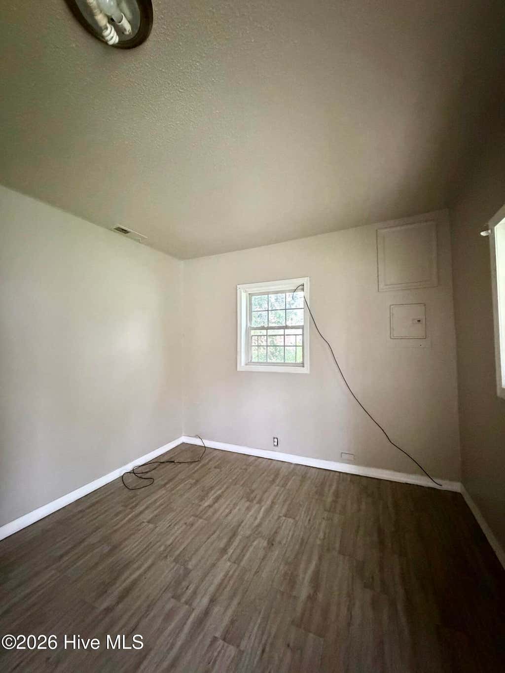 Photo of 207 E Peterson Street, Edenton, NC 27932 (MLS # 100591593)